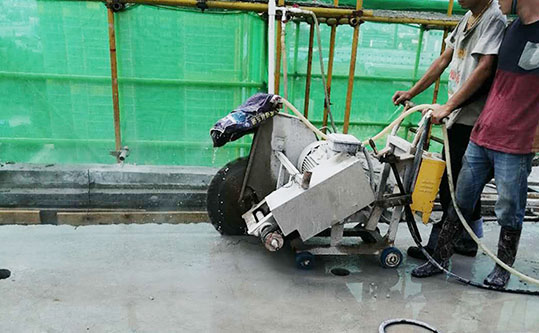 支撑梁混凝土切开速度对施工质量的影响